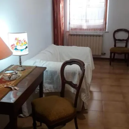 In Palazzina D'epoca Apartment *